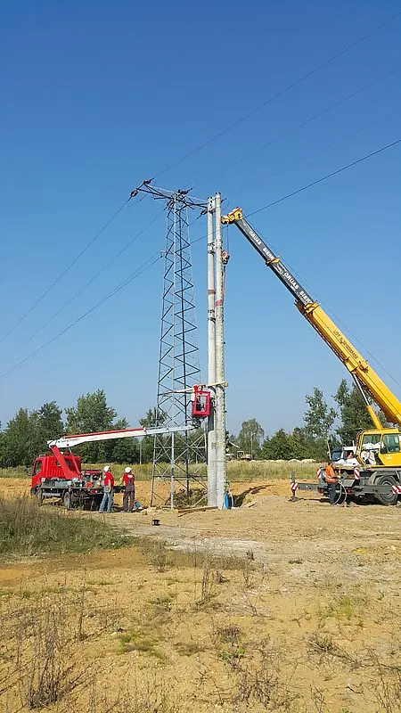 Budowa słupa energetycznego