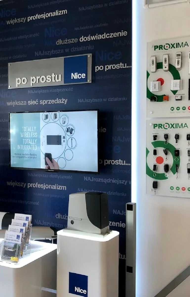 Salon ALTECH z produktami automatyki